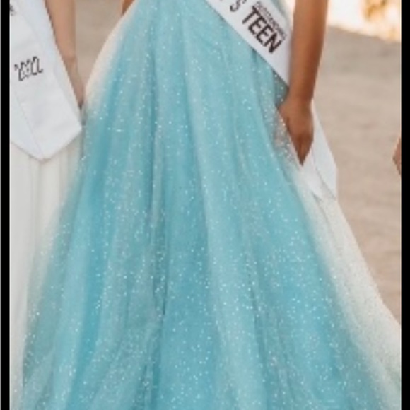 Sherri Hill Pageant Prom Ball gown 52276 - Picture 5 of 5